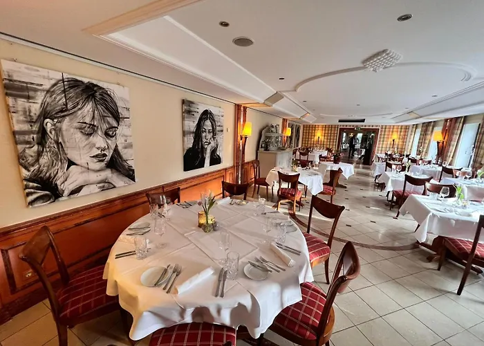 Отель Schwarzwaelder Hof